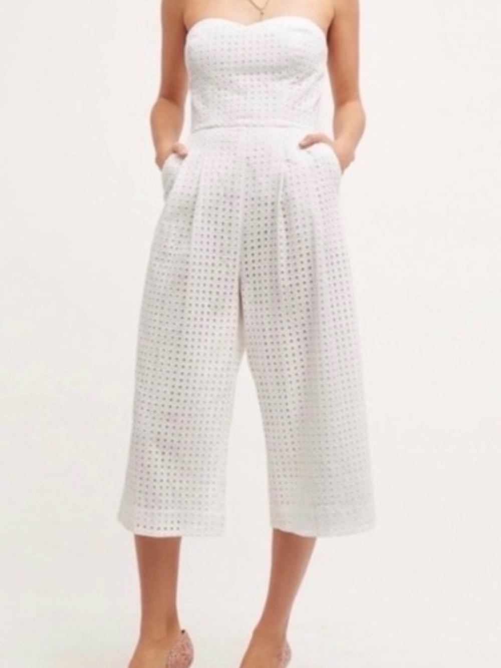Corey Lynn Strapless White Eyelet Culotte Jumpsuit size 4 lightly worn